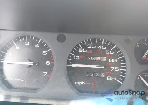 1996 Jeep Cherokee Country z USA, uszkodzony, nr VIN 1J4FJ78S4TL195880